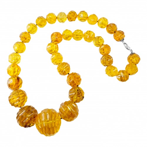 dominican-amber-precious-stone-strand-0